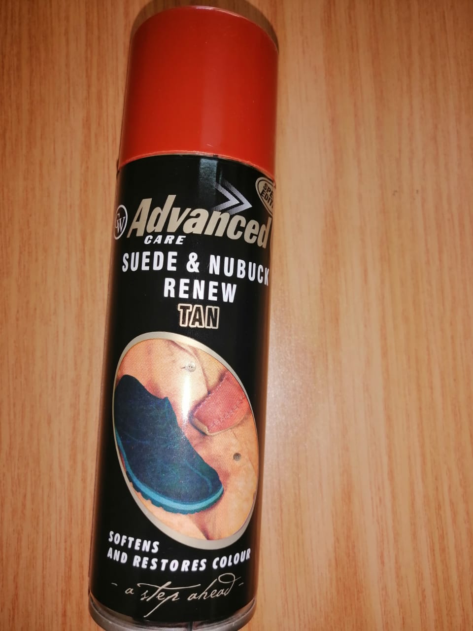 Spray Shoe Polish